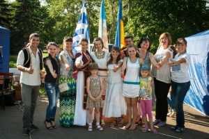 Из Мариуполя начали массово эвакуировать греков