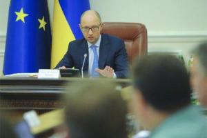 Яценюку кажется, что в Украине слишком много переселенцев