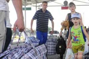 Жители Донбасса массово бегут в Россию