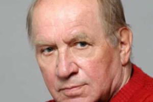 Врачи борются за жизнь актера Льва Дурова