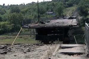 Возле разрушенного моста «Северодонецк-Лисичанск» найден артиллерийский бронебойный снаряд 