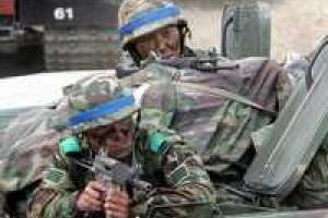 Южная Корея готова ответить северному соседу "жестким возмездием"