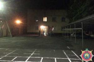 В Донецкой области подожгли военкомат