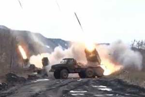 Боевики атаковали Троицкое из "Градов"