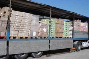 Порошенко изменил порядок получения и распределения гуманитарной помощи