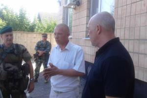 Георгий Тука посетил Станично-Луганский район