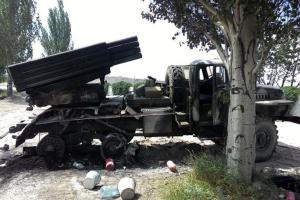 Террористы из танка обстреляли пос. Невельское, ранив при этом троих мирных жителей, - АТЦ