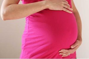 51-летняя американка родила собственную внучку