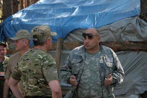В Луганской области на каждом блокпосту могут появиться служебные собаки