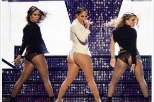 Дженнифер Лопес "запустила" свою фирменную пятую точку