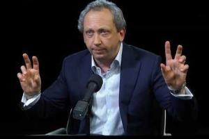 Слава Рабинович решил спросить у Путина "какую туалетную бумагу ему приобрести"