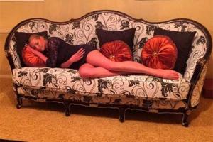 Анастасию Волочкову жена ее любовника застала в спальне "на горячем"