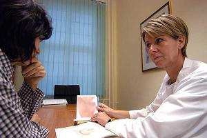 Московские гинекологи взялись учить женщин "правильной" семейной жизни