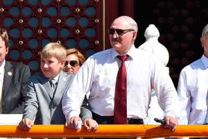 Лукашенко-младший стал звездой китайского интернета