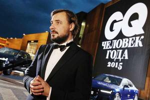 Бросивший беременную жену Евгений Цыганов меняет подруг, как перчатки