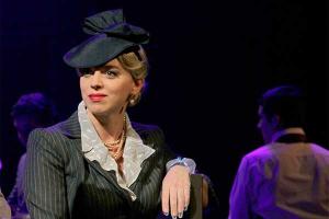 Нелли Уварова сыграет в спектакле собаку