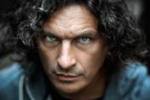 Порошенко просят присвоить Скрябину звание Народного артиста Украины