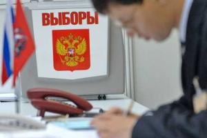 В Крыму и Севастополе проходят "выборы"