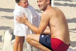 В сети появился милый снимок Дмитрия Шепелева с сыночком