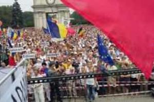 В центре Кишинева митингующие призвали народ к всеобщей забастовке