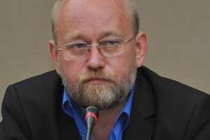 Руководитель центра обмена пленными призывает не читать советских газет