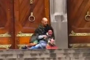 Бразильский бомж пожертвовал жизнью ради спасения заложницы