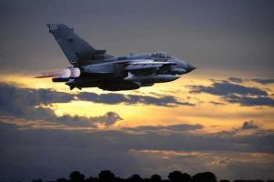 Британским летчикам разрешили стрелять по российским самолетам