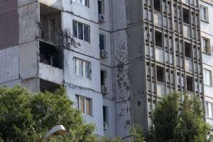 Вставь окно соседу за свой счет: в Луганске новая "акция"