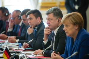Порошенко: Пока у нас есть оккупированные территории, война не закончена