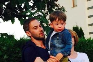 Война Шепелева и родителей Фриске продолжается: Дмитрий не намерен делать ДНК-тест