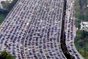 Названы города-рекордсмены по длине автомобильных пробок