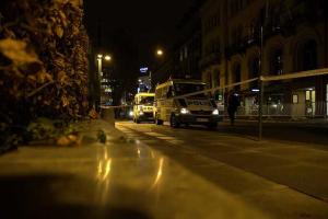 Преступник, вооруженный мечом напал на школу в Швеции