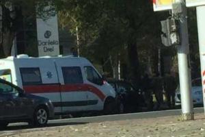 В Донецке очередное ДТП с участием боевиков: пьяные террористы на пешеходном переходе сбили девушку