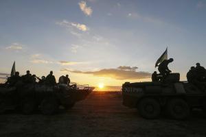 Вечером позиции украинских военных обстреливали из стрелкового оружия 