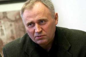 Статкевич: Кандидаты-соперники Лукашенко исполняют функцию зазывал на выборы