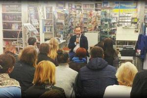 Сепаратист, писатель, Дед Мороз: Губарев начал гастроли по РФ