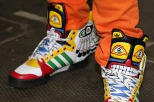 Киркоров шокировал зрителей "Новой волны" своей обувью