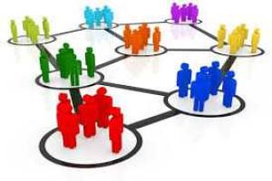 Украинцы будут «кормить» все политические партии