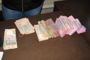 На границе с Россией пограничники обнаружили крупную сумму денег