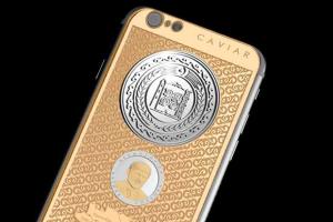 В России выпустили золотые iPhone с портретом Кадырова