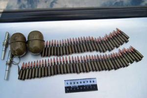 Житель Авдеевки носил в сумке боеприпасы, чтобы обменять их на еду