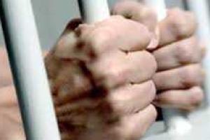 В Харькове задержали молодых парней, которые нападали на прохожих