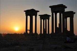 Самолеты РФ начали бомбардировку сирийского города Пальмира