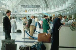 СМИ: Грузчику с A321 передали чемодан, не прошедший осмотр 