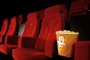 При покупке билета в кинотеатре россиянам придется предъявлять паспорт 