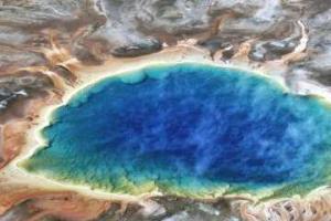 Ученые: Йеллоустоунский вулкан готов взорваться в любую минуту