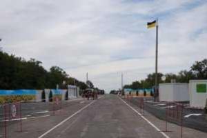 Ежедневно пункты пропуска на линии разграничения пересекает до 14 тысяч человек