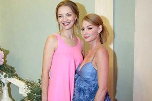 Светлана Ходченкова прячет беременность