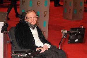 Состояние здоровья Стивена Хокинга ухудшилось