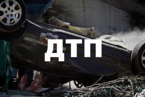 Автомобиль влетел в остановку в Хмельницкой области: есть погибшие